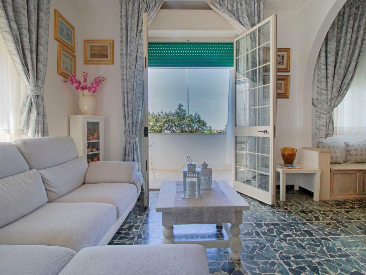 Apartment Sandra By Interhome Le Focette Екстер'єр фото